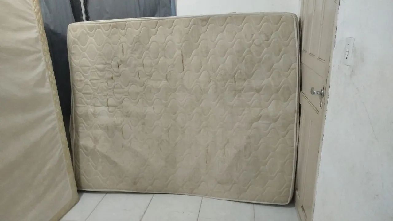 Cama casal Queen, base e colchão, entrega grátis - Foto 3