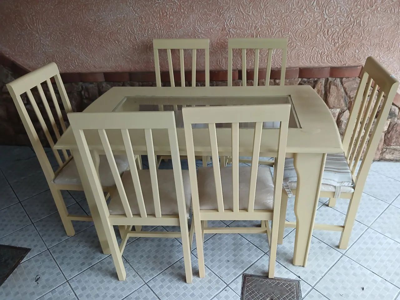 Mesa  madeira com 6 cadeiras  - Foto 2