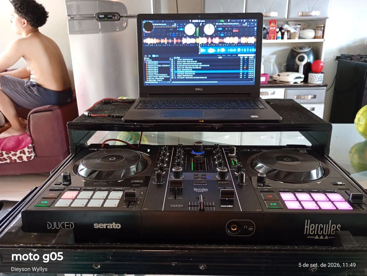 Vendo controladora Hércules impulse 500 funcionando tudo perfeitamente com case. - Foto 3