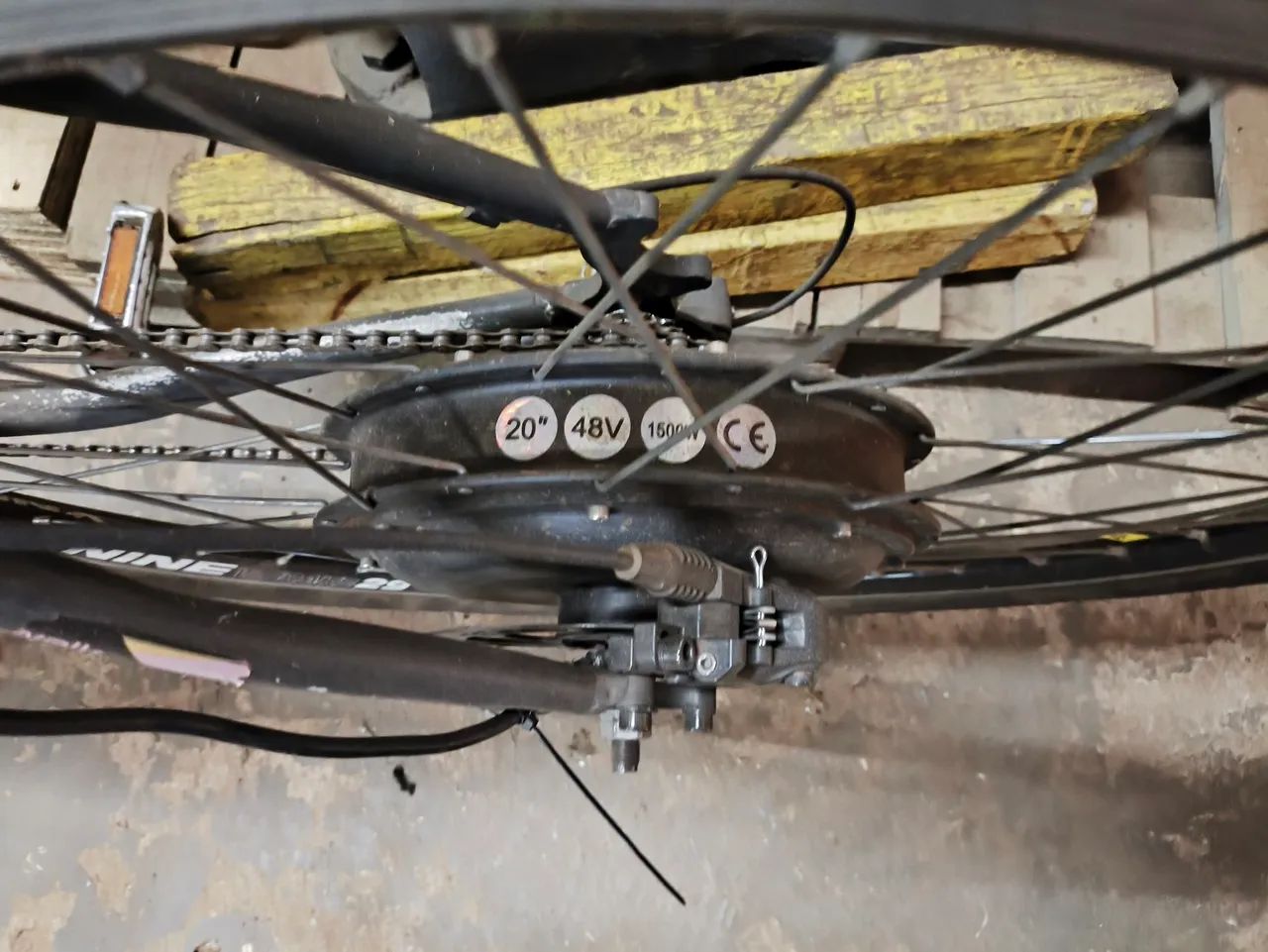 Bicicleta elétrica 1500 watts 48 volts  - Foto 3