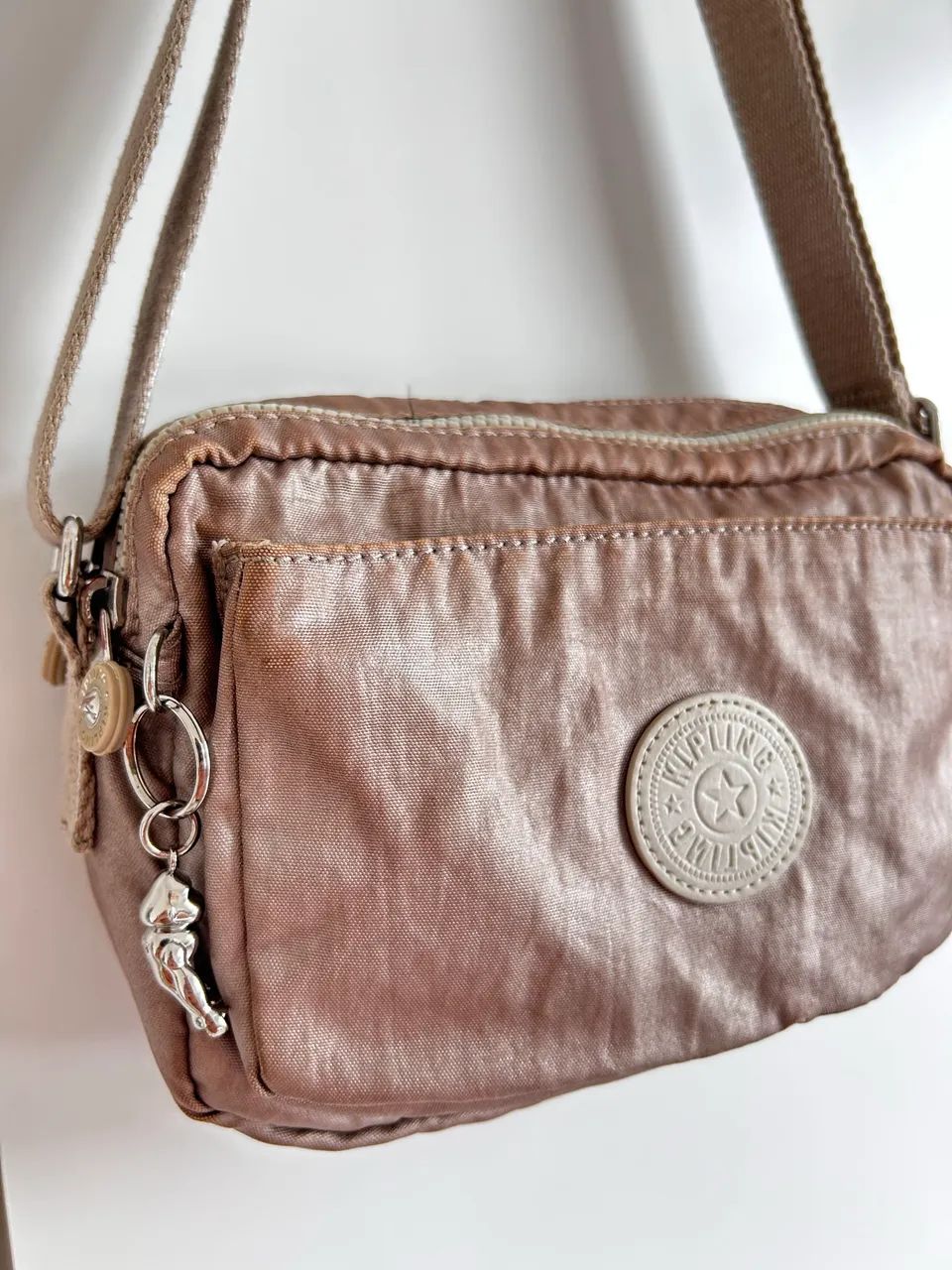 Bolsa Kipling Dourada  - Foto 3
