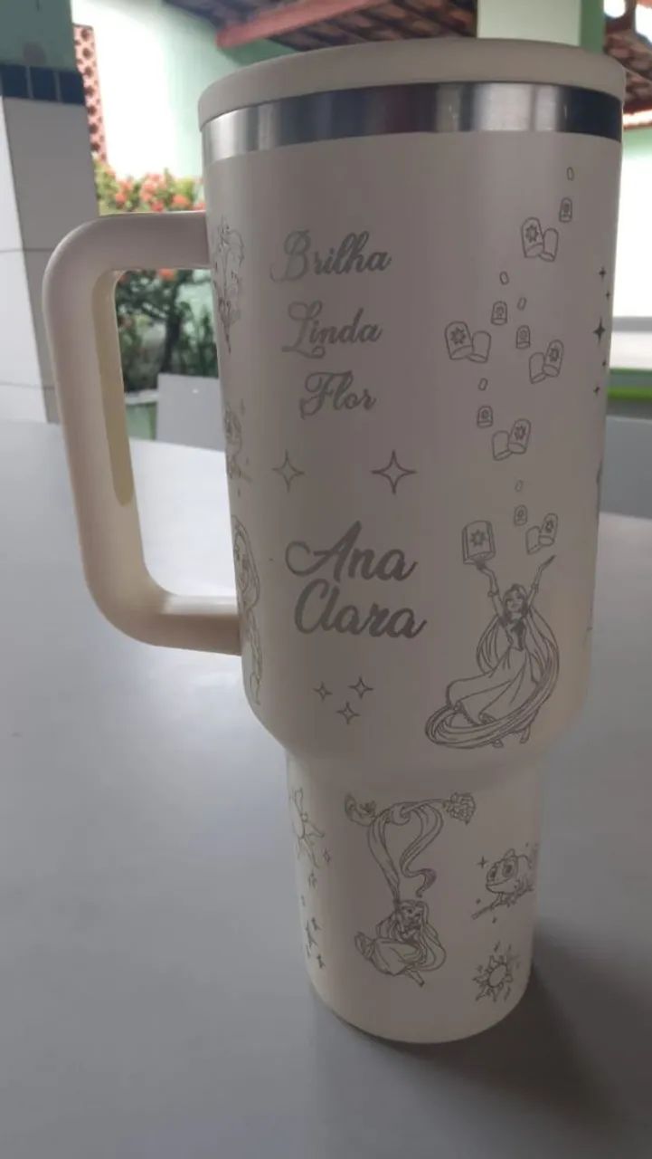 Vende-se copo térmico personalizado 1.200Ml