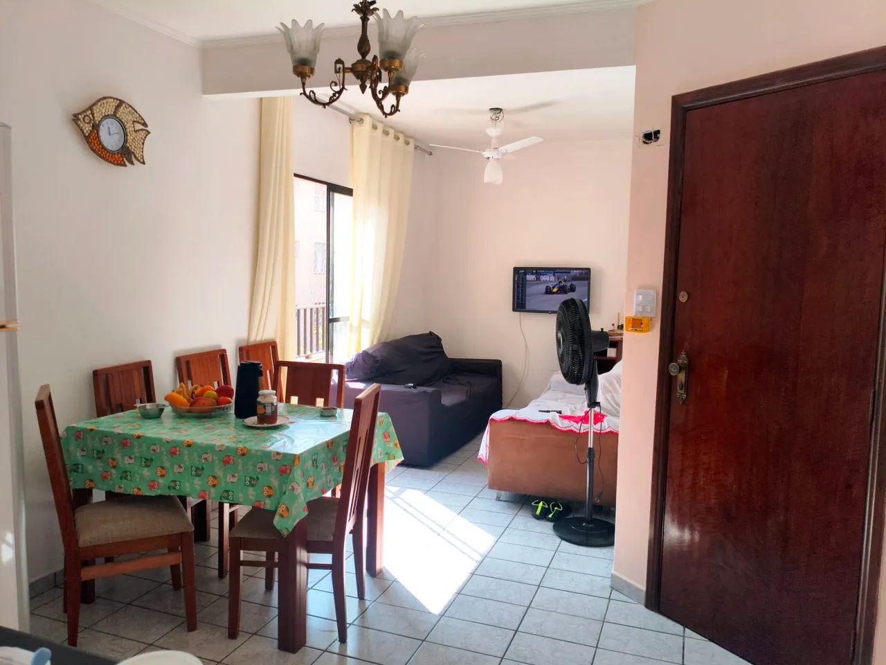 Apartamento na rua da feirinha da Guilhermina 