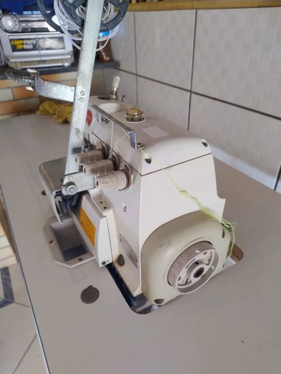 Máquina overloque industrial Bruce direct drive  - Foto 5