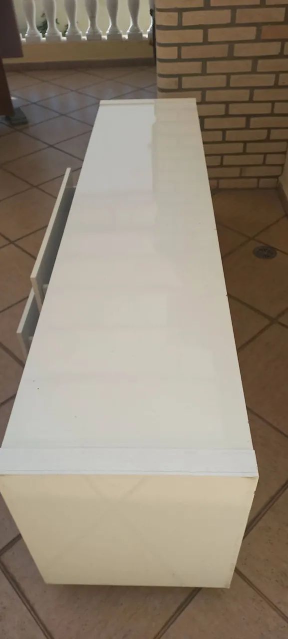 Rack branco 1,90m para sala com gavetas e prateleiras  - Foto 4