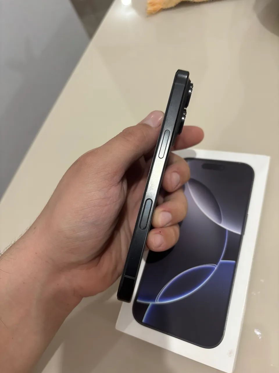 iPhone 16 Pro - Foto 3
