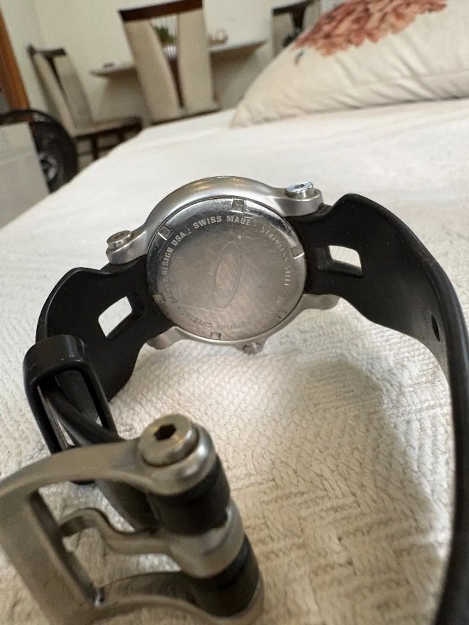 Relogio oakley Holeshot Sapphire Crystal - Foto 3