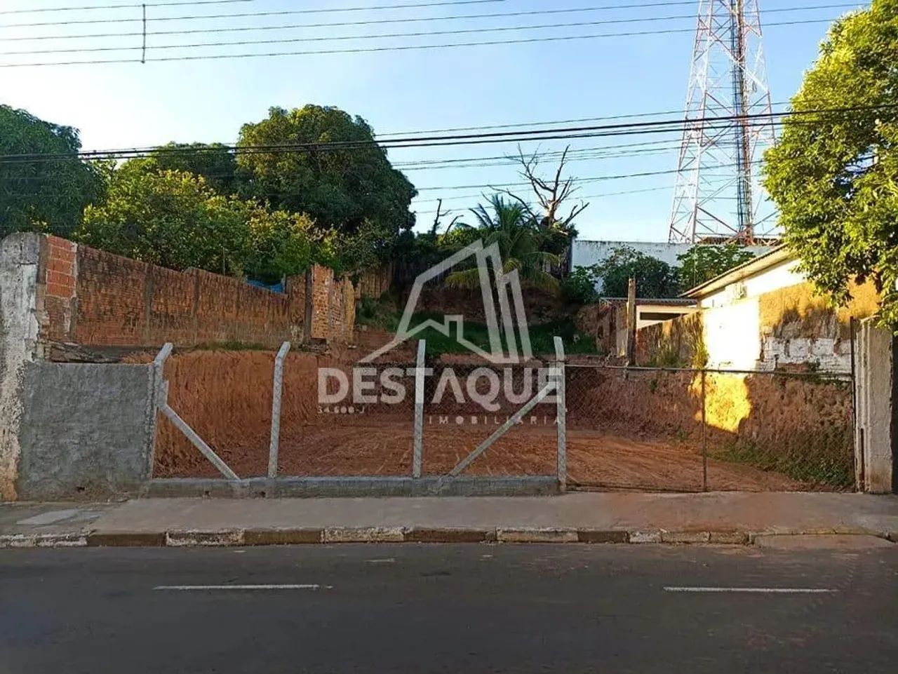 Terreno para Venda em Pirapozinho, Centro