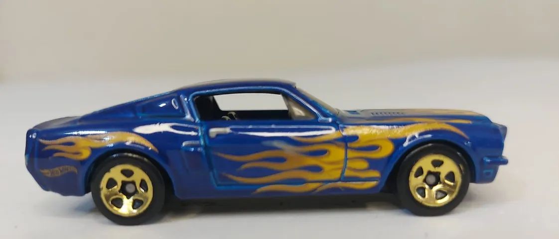 Carrinho Hot Wheels 1968 shelby gt500 
