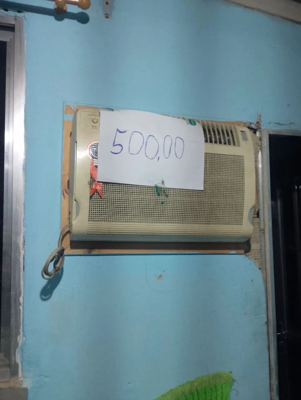 Ar condicionado em bom estado funcionando perfeitamente 