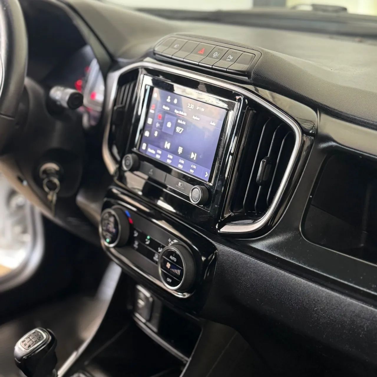 Fiat Strada Volcano 1.3 Flex 8V CD 2023 - Foto 4