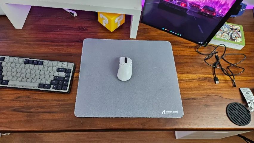 Mousepad gamer cinza Attack Shark