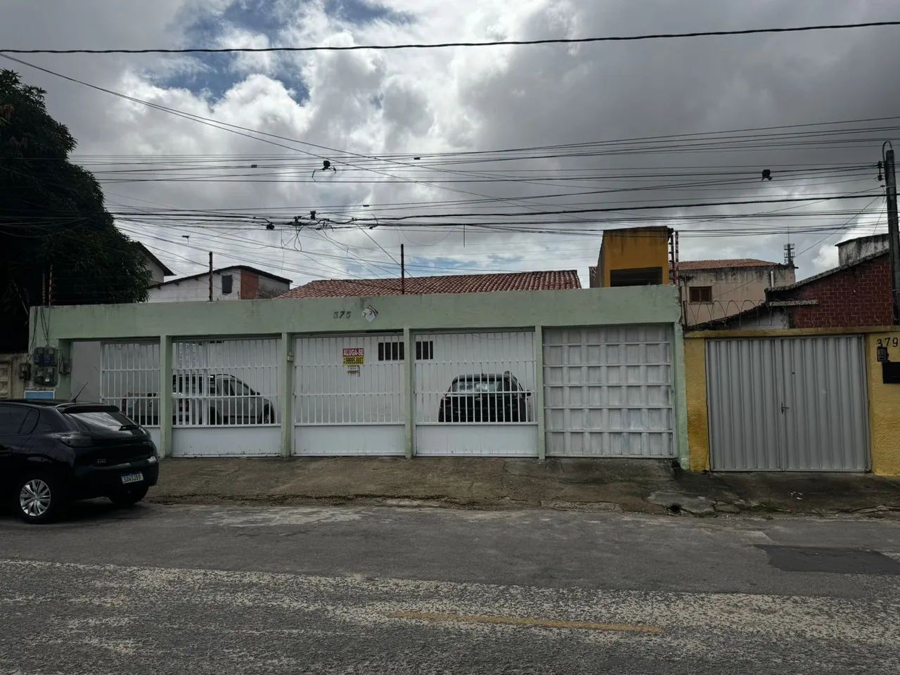Casa para aluguel - condominio Montese
