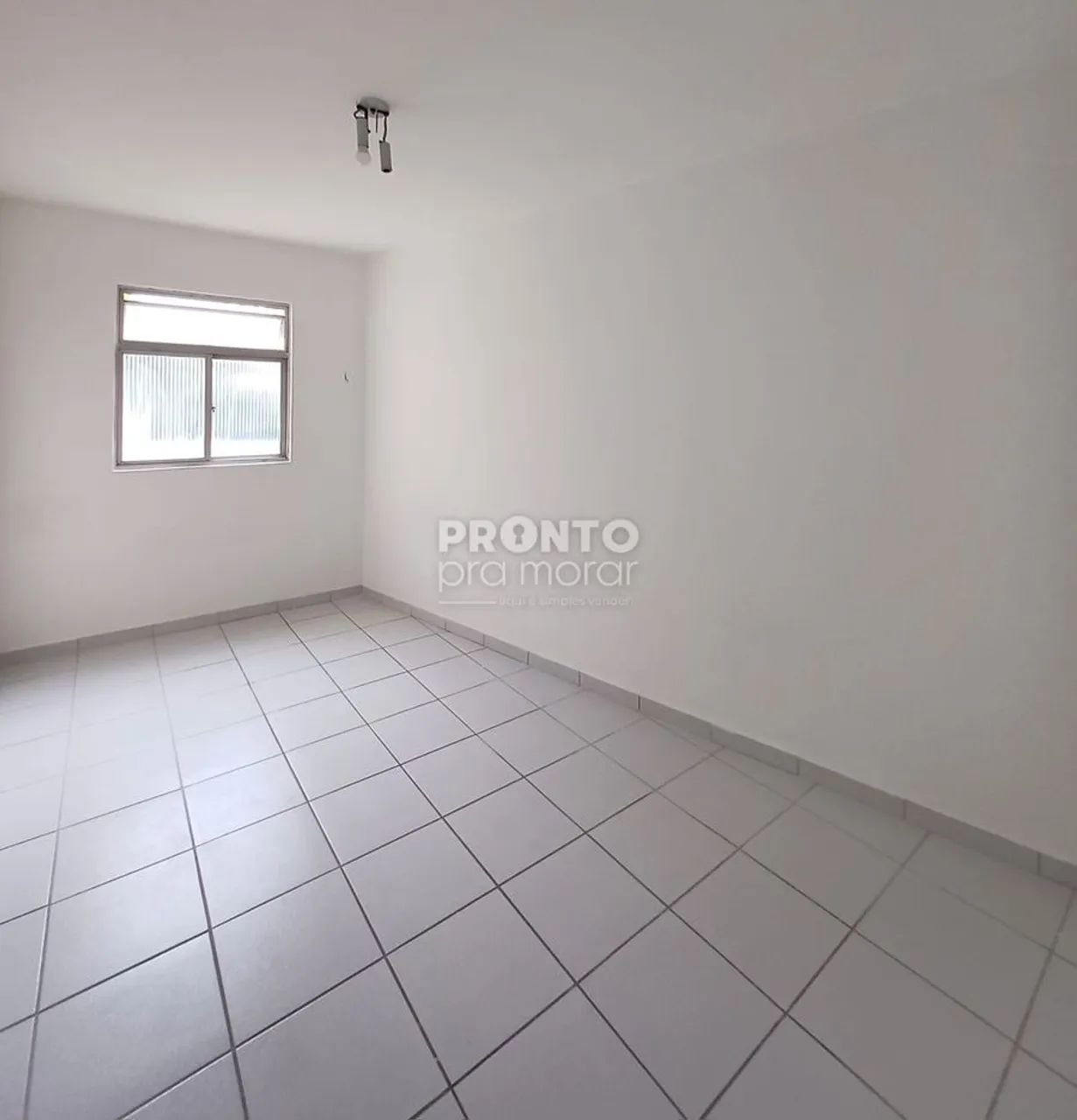 Apartamento com 2 quartos em Espinheiro - Foto 3