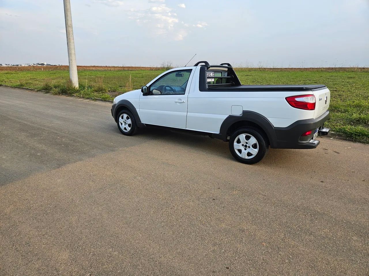 Fiat Strada Working Hard 1.4 Fire Flex 8V CS 2017 - Foto 3