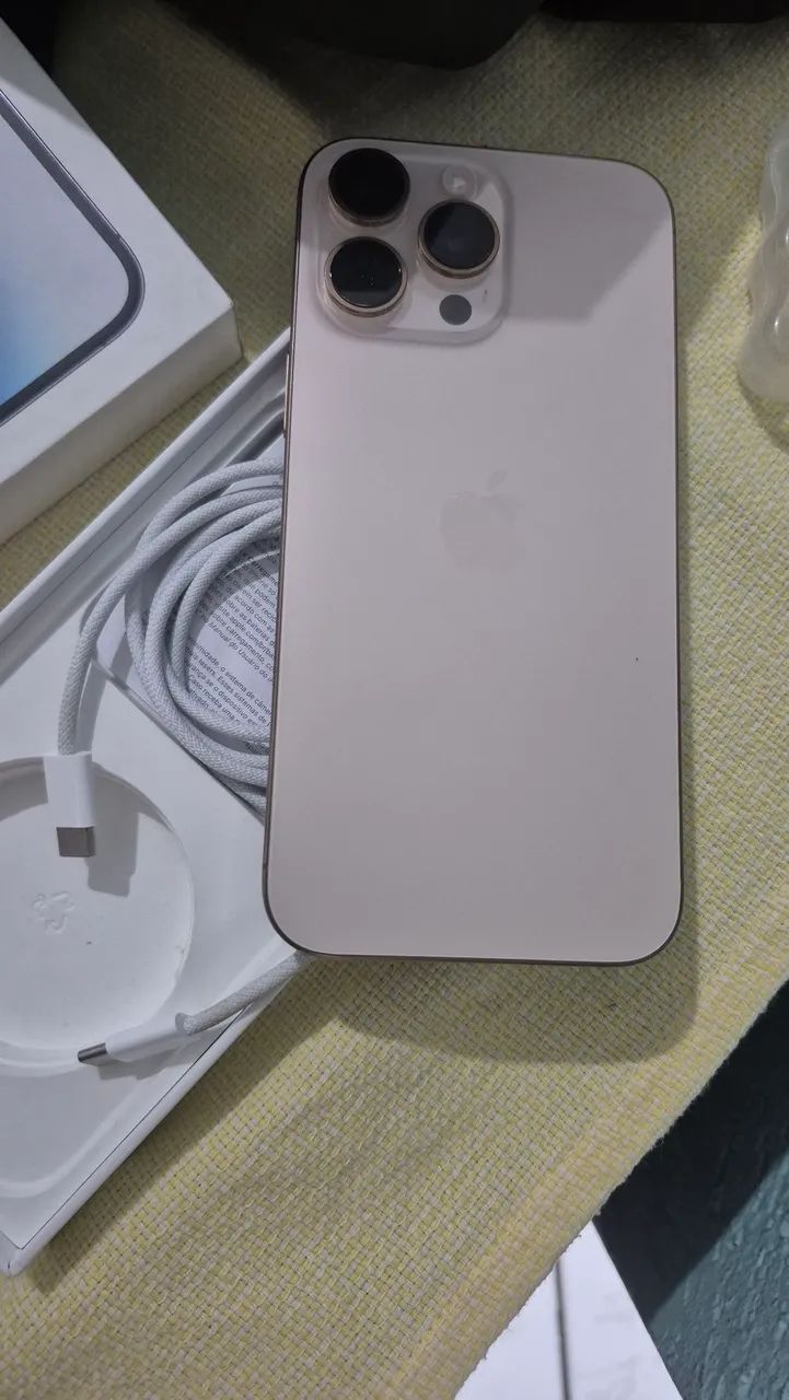 Vendo iPhone 16 promax 256 Gb 5,100 - Foto 4
