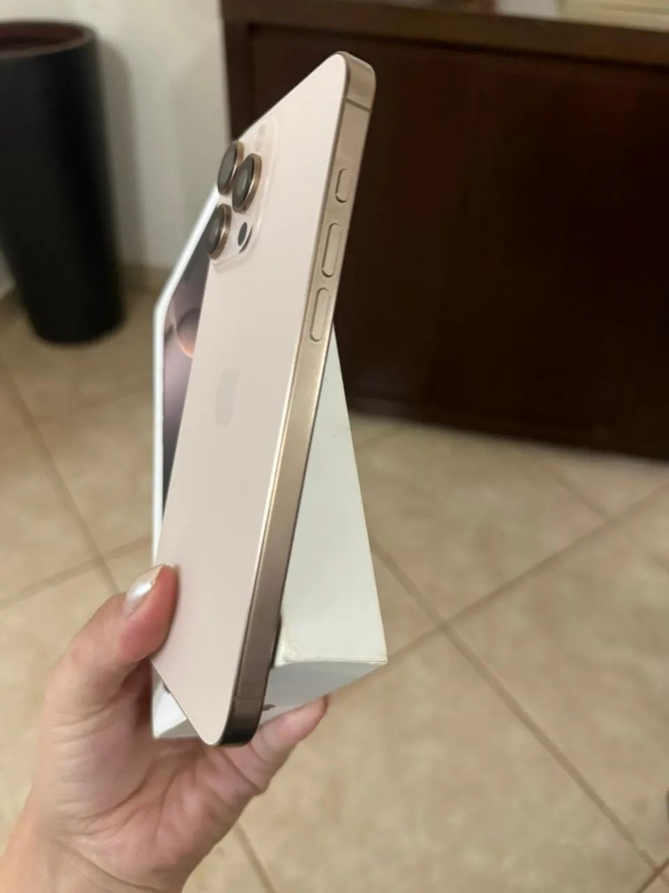 iPhone 16 pro max - Foto 2