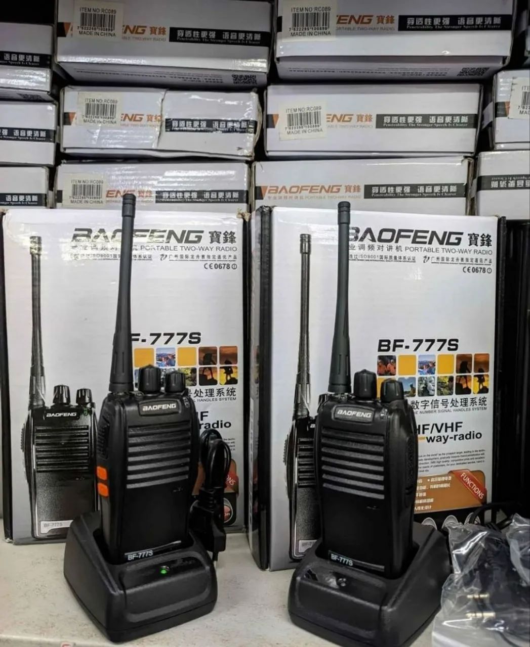 Radio baofeng comunicador