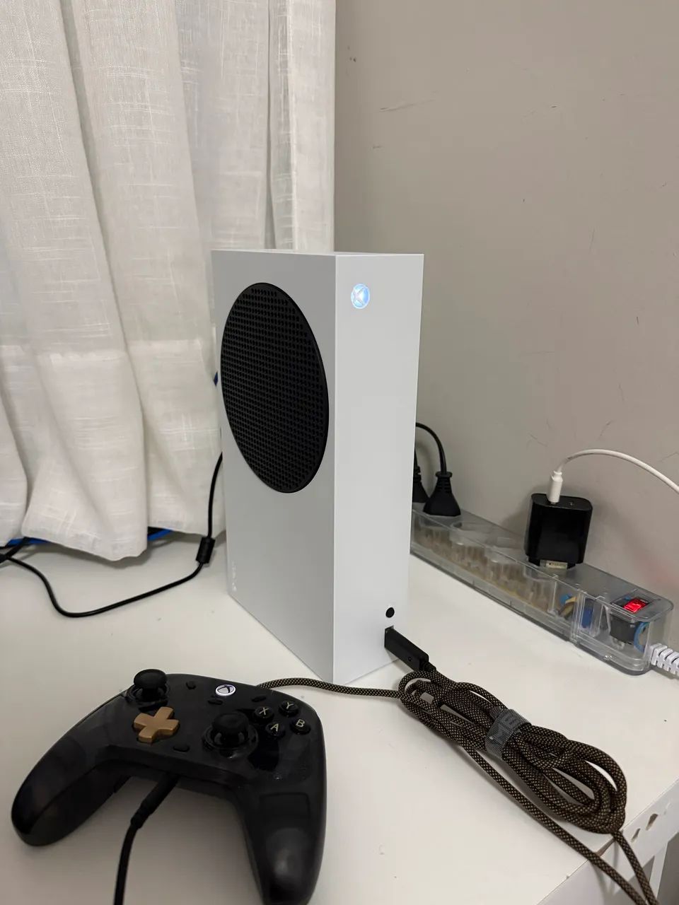 Xbox Series S com controle  - Foto 2
