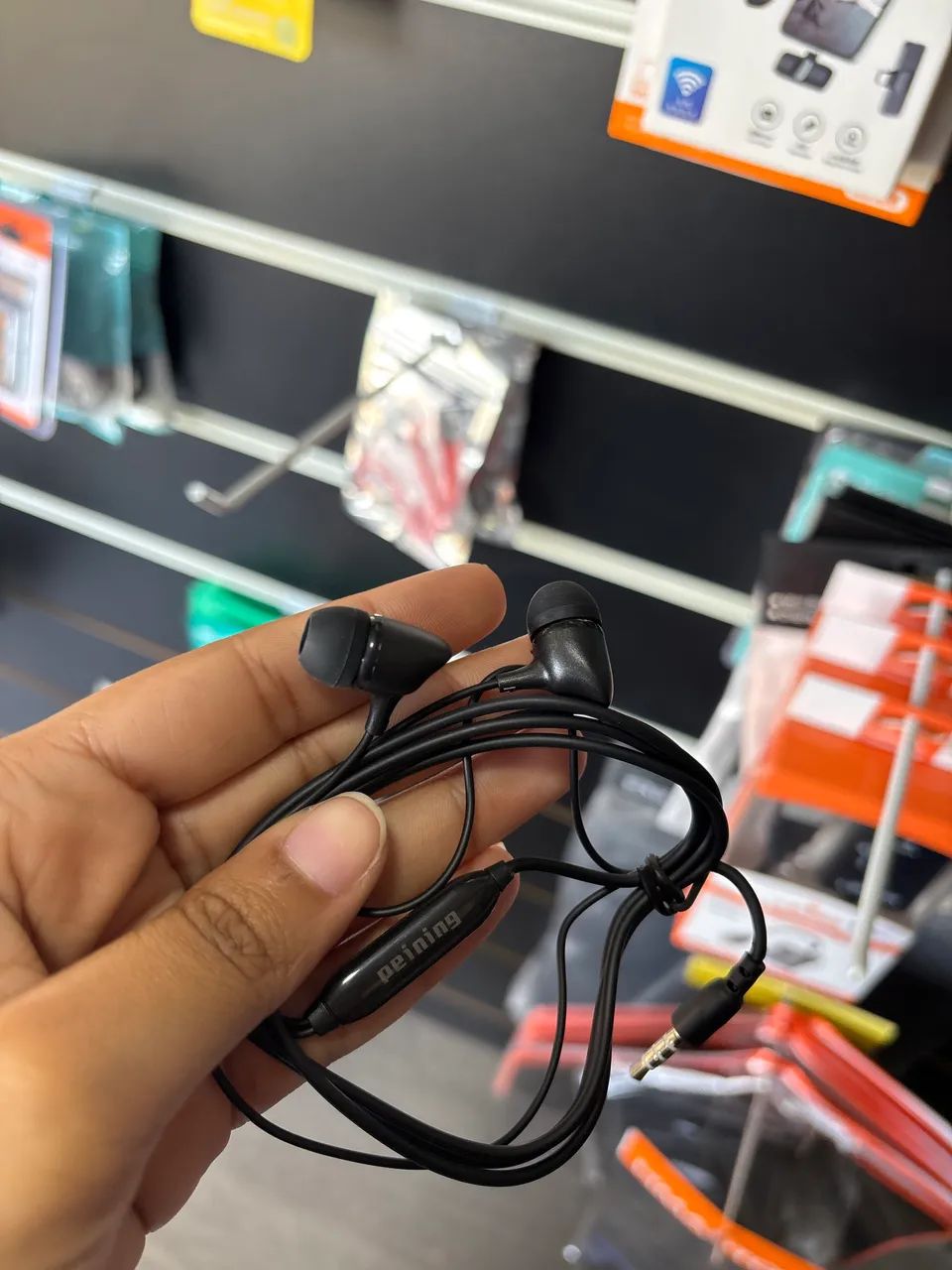 Fone de Ouvido com Fio e borrachas  Peining  - Foto 2