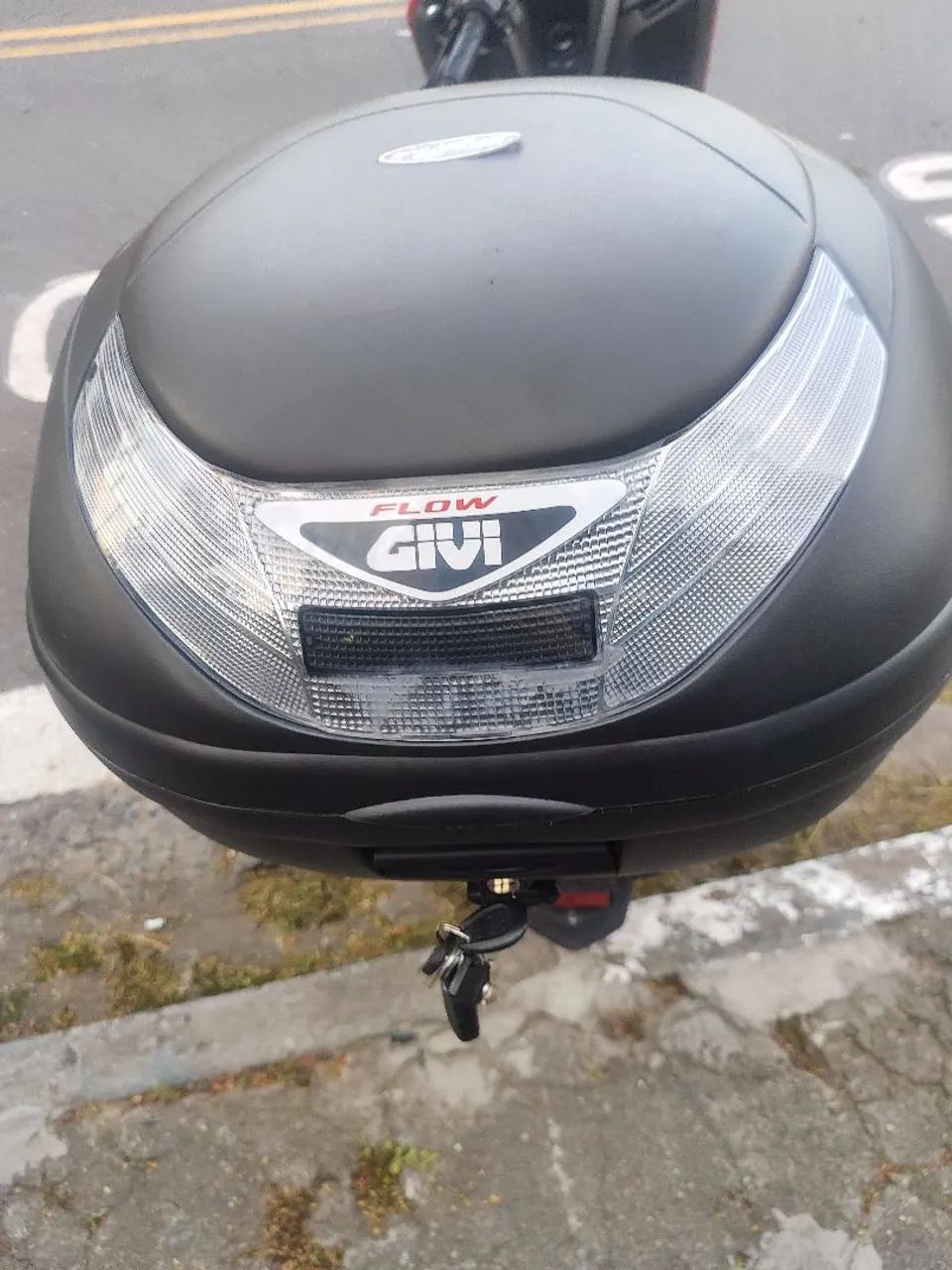 Baú de moto Givi 35 litros - Foto 3