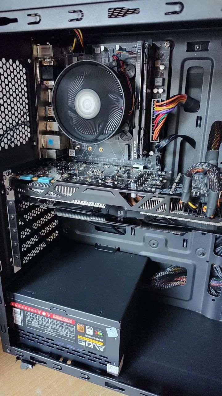 CPU gamer i3 de oitava geração 