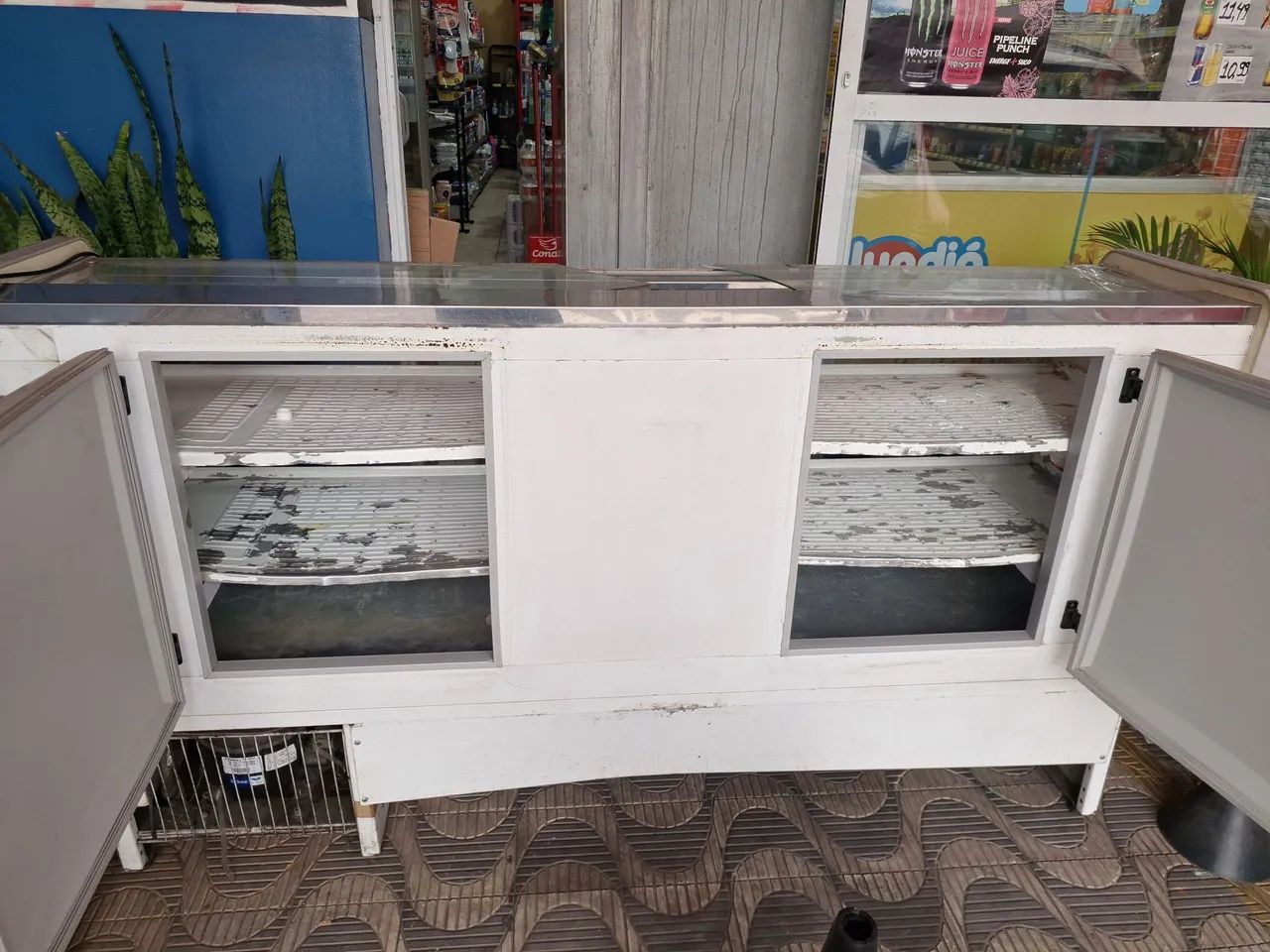 Balcão refrigerado usado 2 metros  - Foto 2