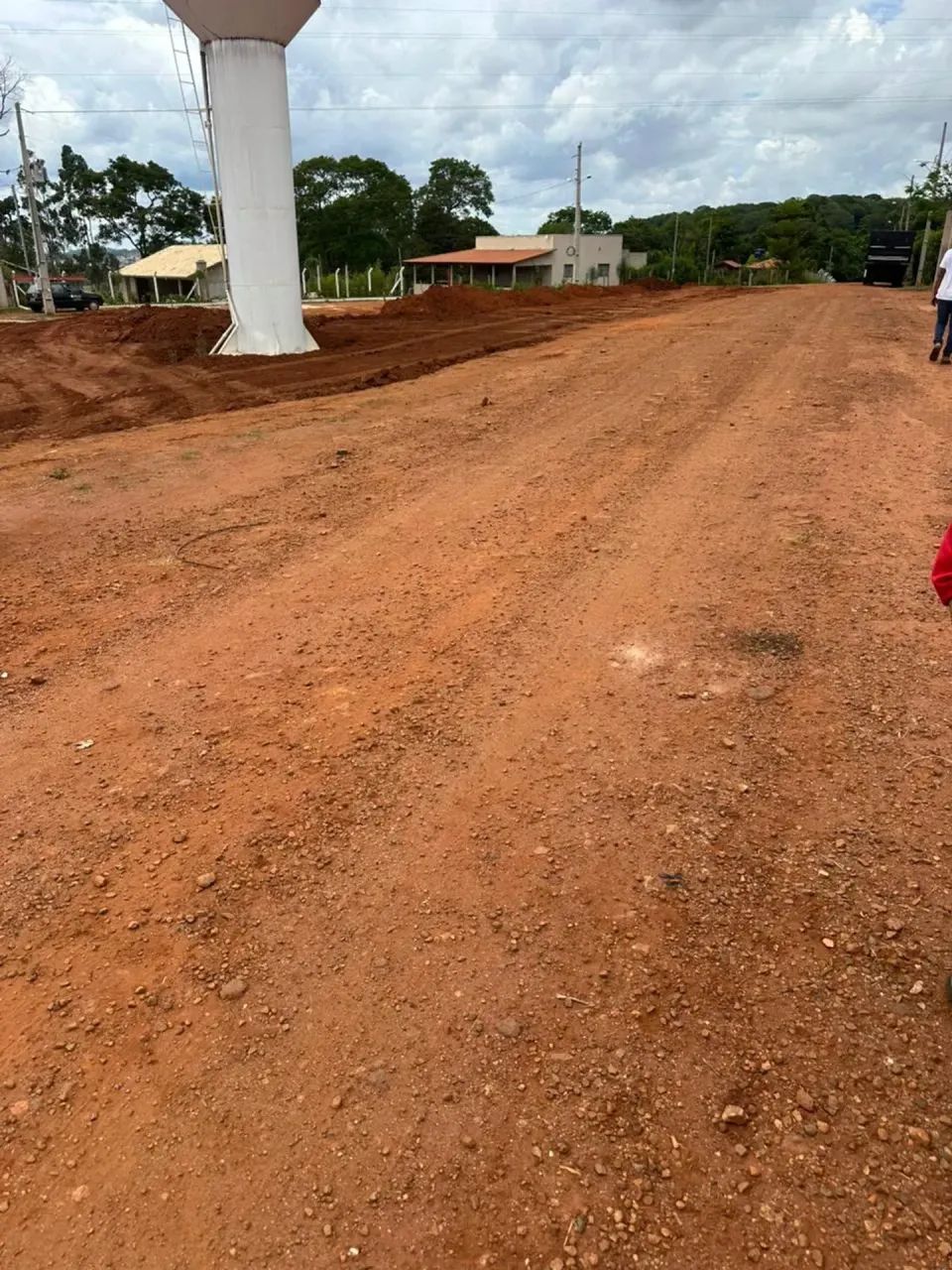 Vendo chácara em condomínio com 2 mil m² em Nerópolis - Foto 2