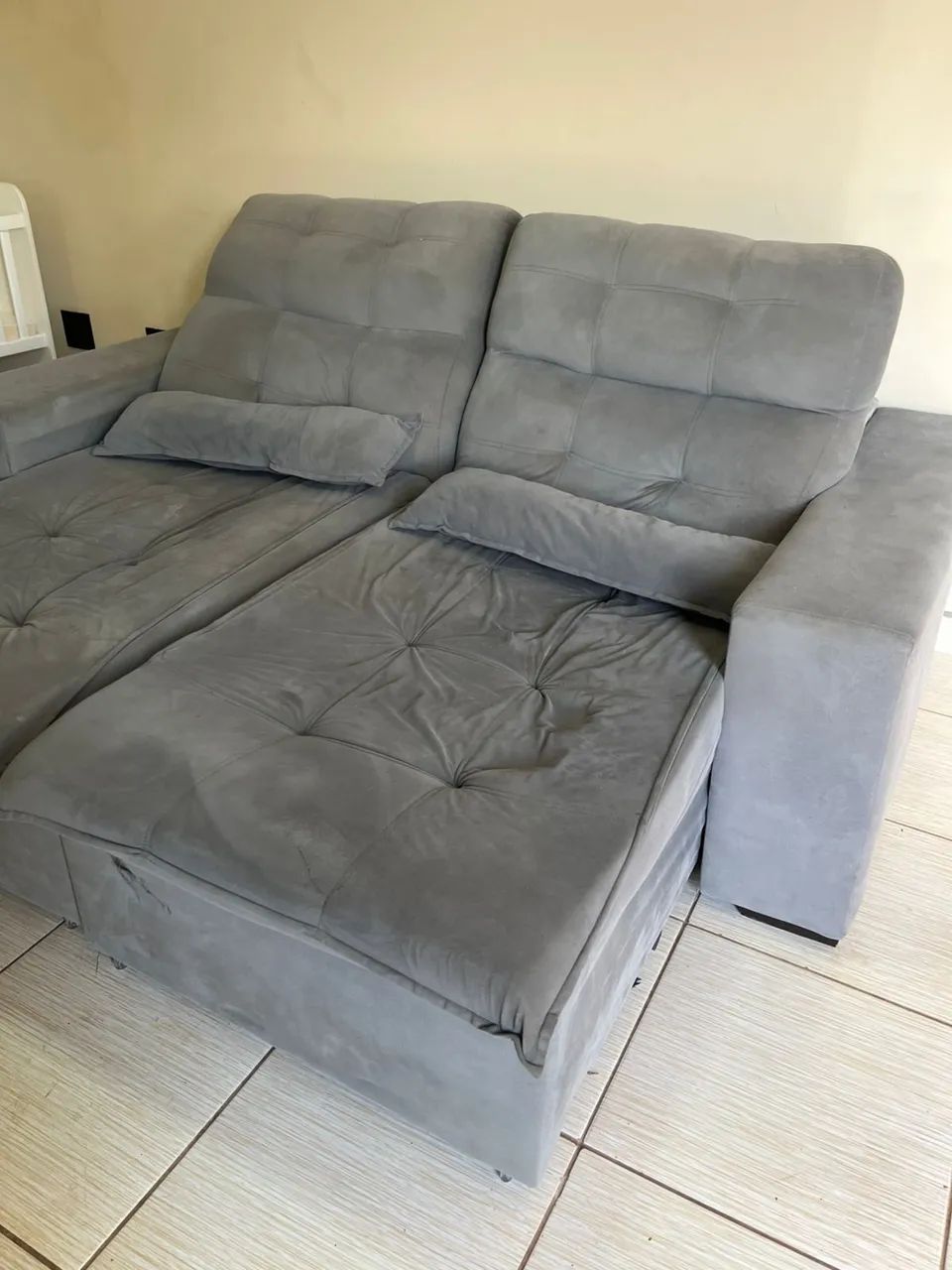 Vende - se sofá retrátil 65566226869506121