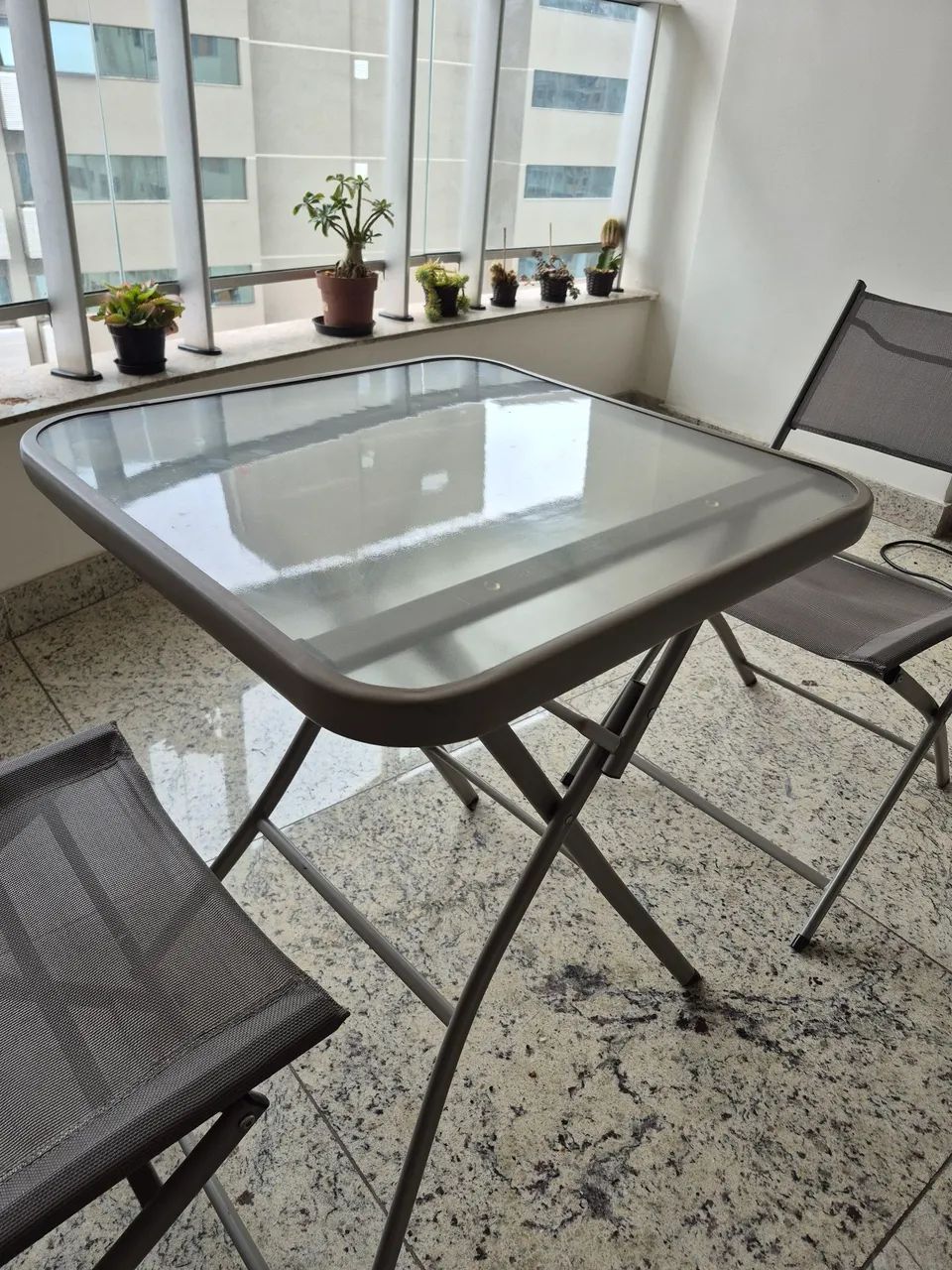 Mesa e cadeiras dobráveis área externa - Foto 3
