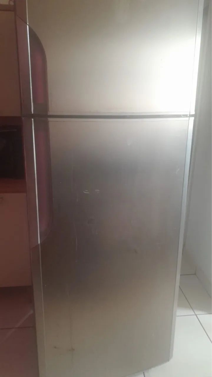 Vendo geladeira  - Foto 2