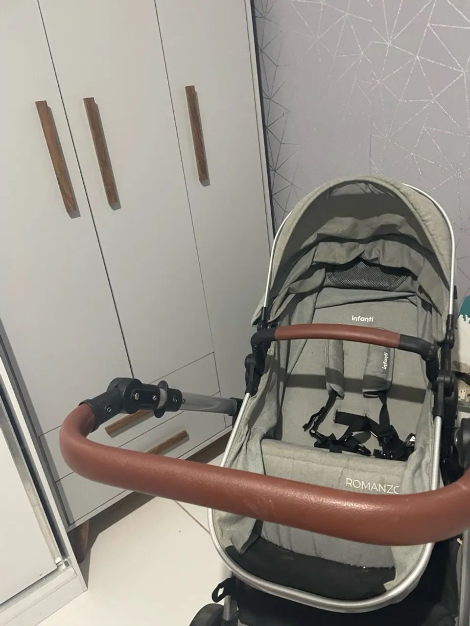 Carrinho de bebê romazzo  - Foto 5
