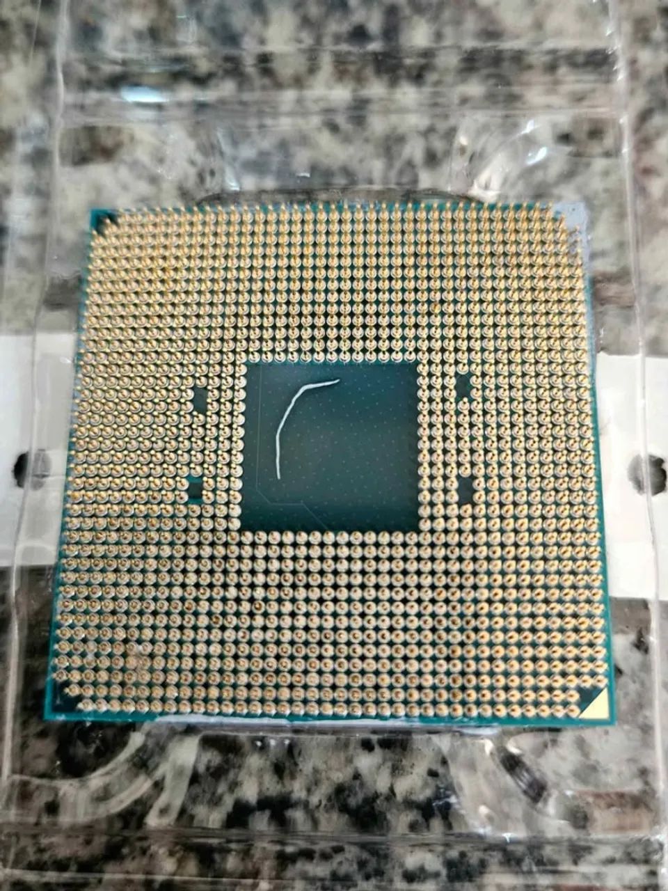 Processador AMD Ryzen 2700x - Foto 2