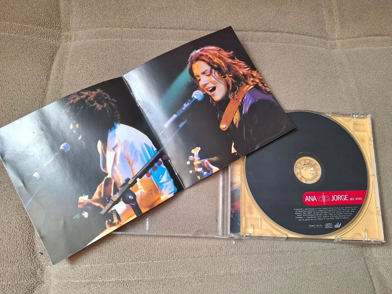 Cd original Ana Carolina e Seu Jorge - Foto 5