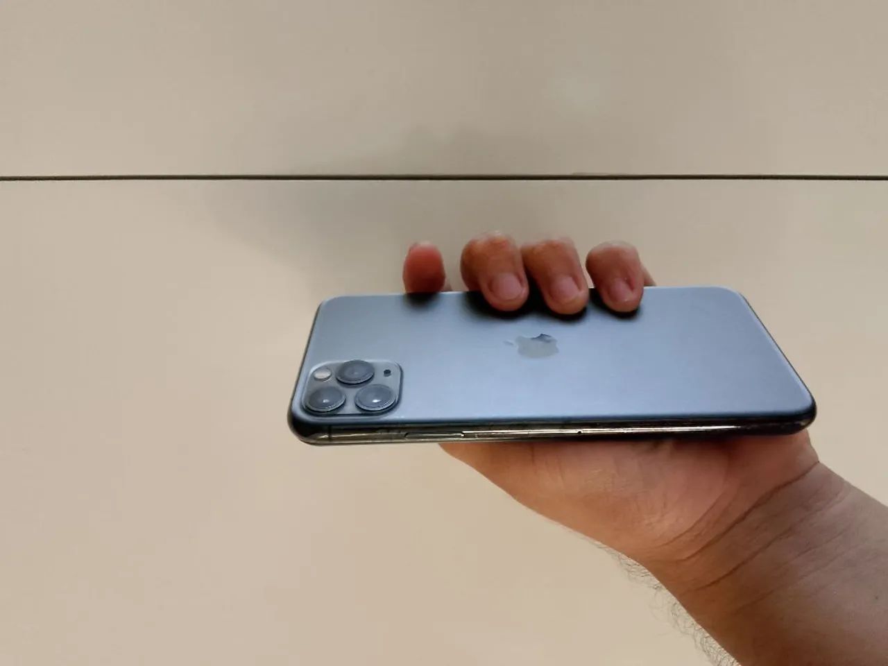 IPHONE 11 PRO - pra vender logo R$1.000,00 - Foto 4