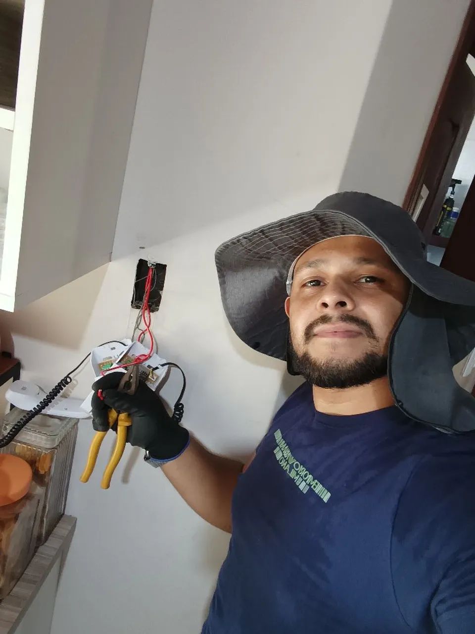 Eletricista  técnico  - Foto 4