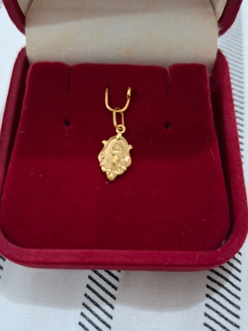 Pingente Santo Expedito ouro 18k amarelo  - Foto 2