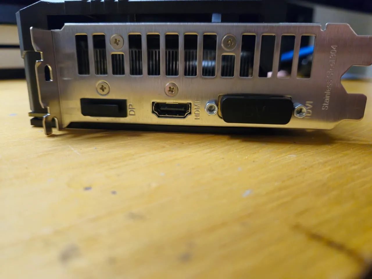 Placa de video asus gtx1650 - Foto 4
