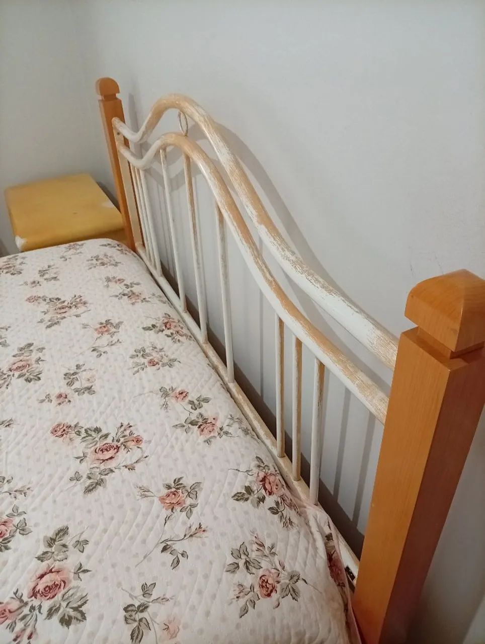 Cama completa com criados e colchão  - Foto 4