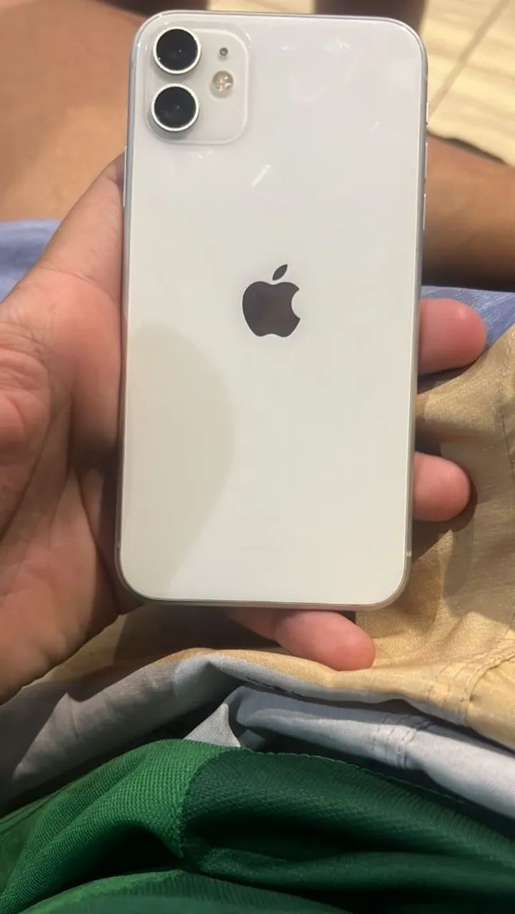Iphone 11 Branco  - Foto 2