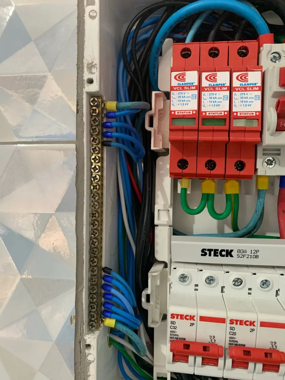 Eletricista técnico em eletrotécnica  - Foto 2