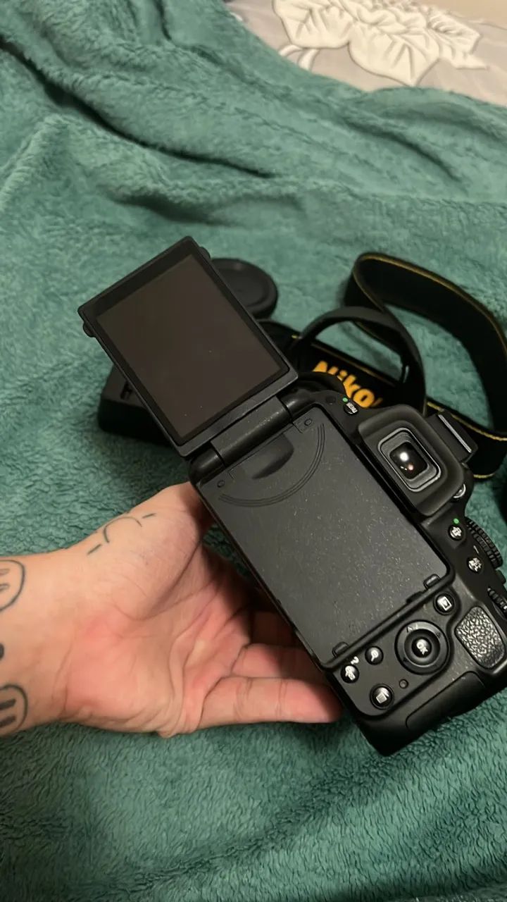 Nikon D5100 - Foto 3