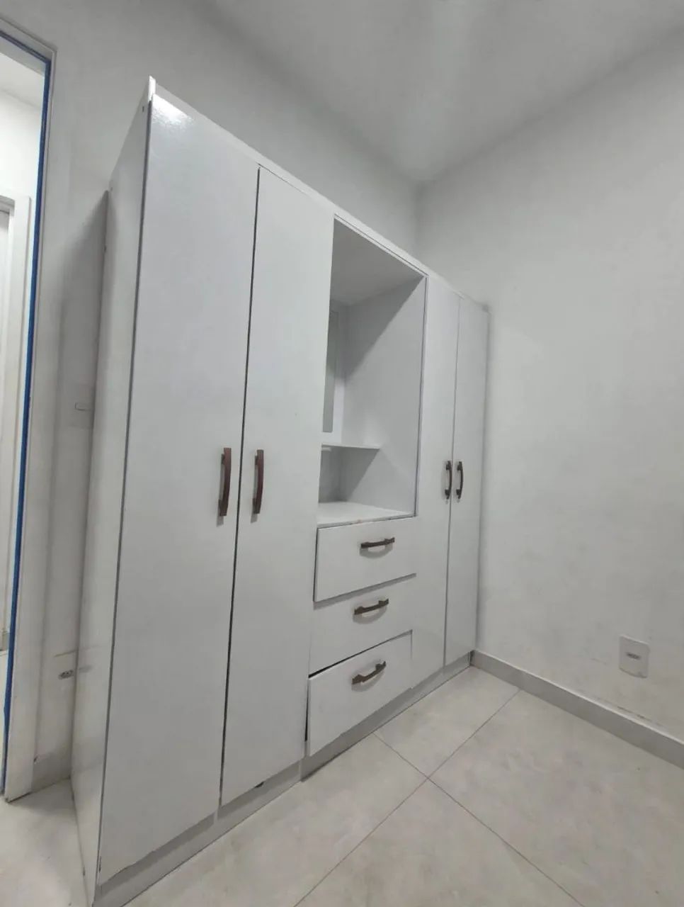 Guarda Roupa de Solteiro