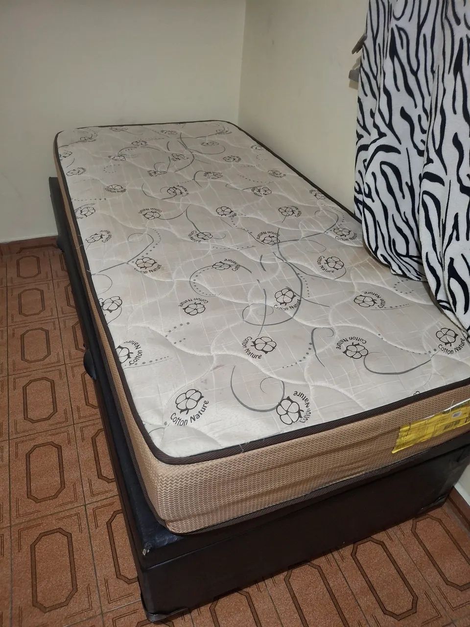 Cama Box baú solteiro 