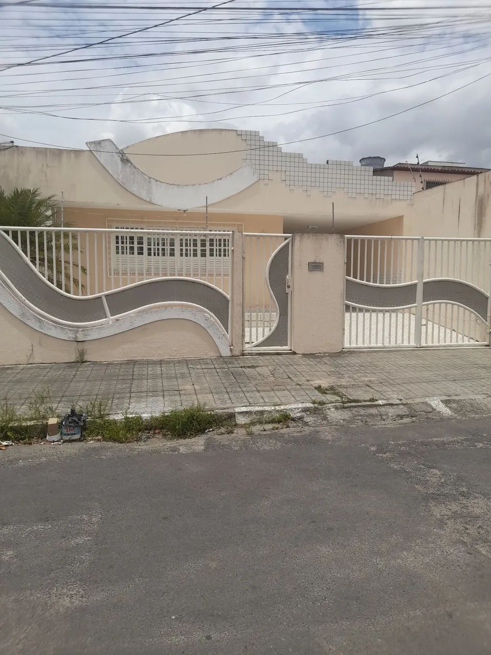 Casa próxima colégio Nobre 