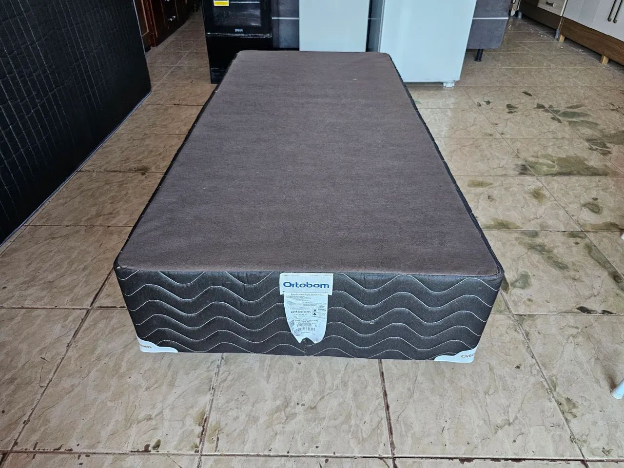 Cama box solteiro conservada Molas bonnell  - Foto 2