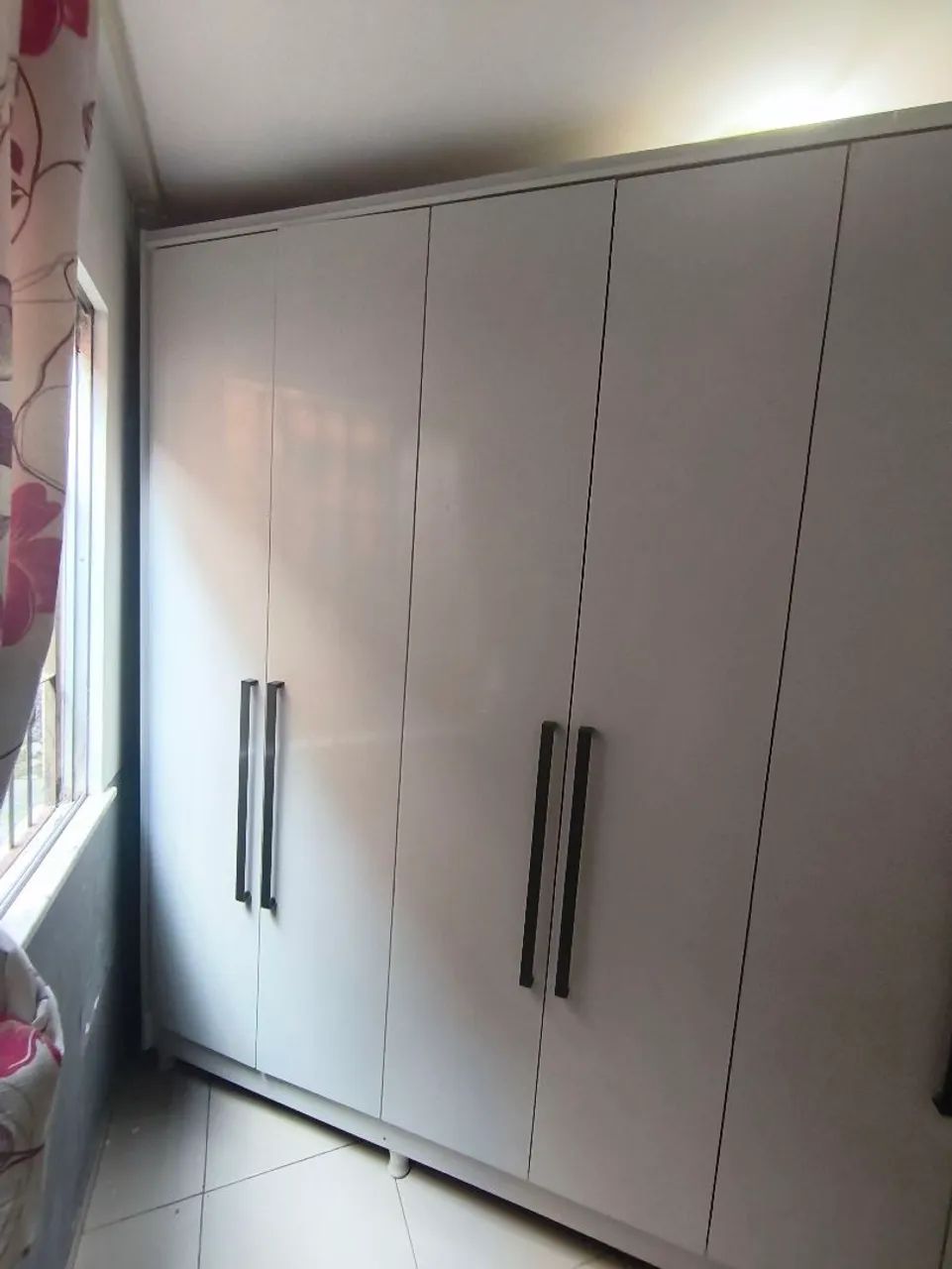 Guarda roupa casal grande - Foto 2