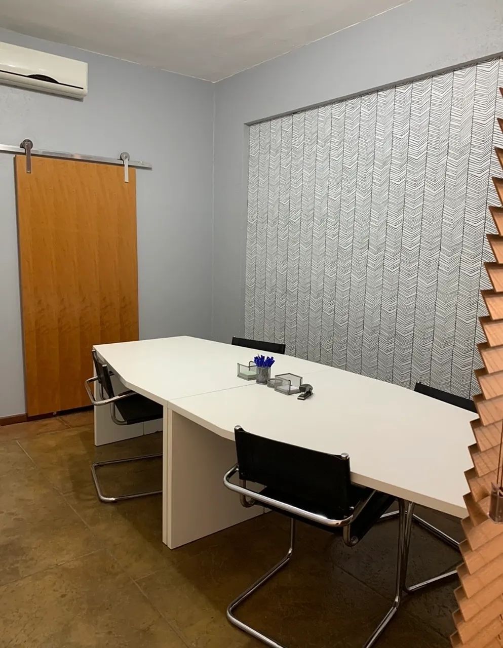 Mesa TokStok MDF branca - Foto 3