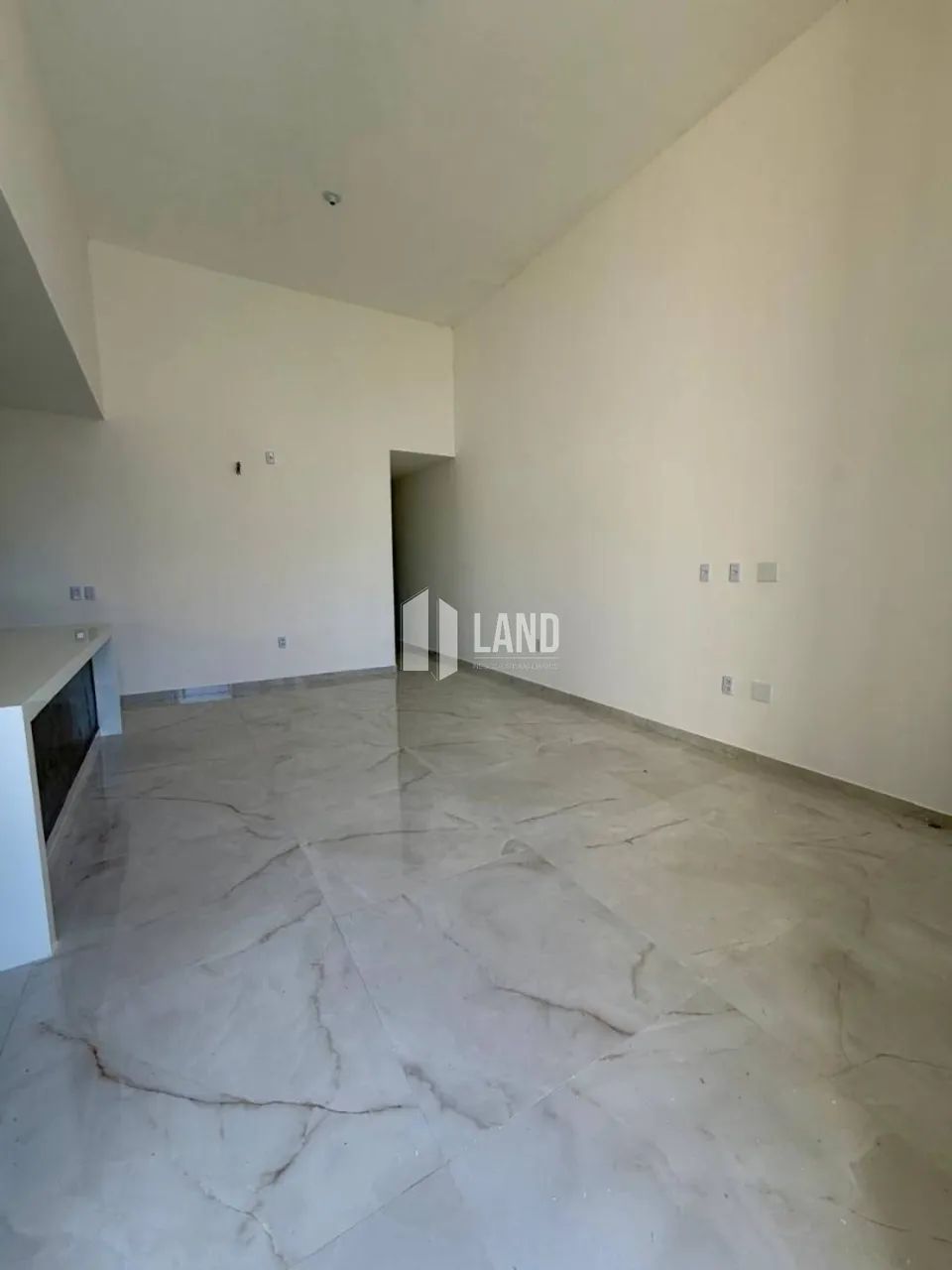 Excelente Casa plana com 3 suítes, 2 vagas e pé direito elevado no Édson Queiroz. - Foto 4