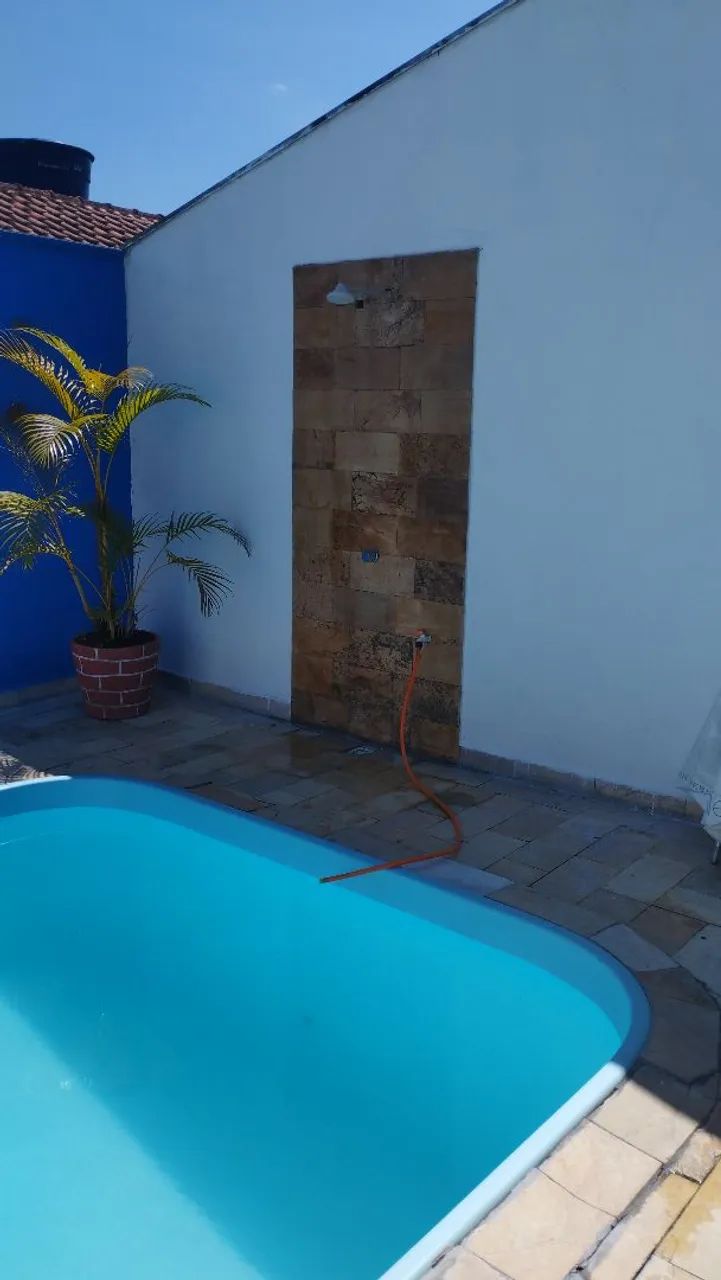 Alugo casa com piscina na Praia  de Armação Penha SC próximo ao Parque Beto Carrero  - Foto 2